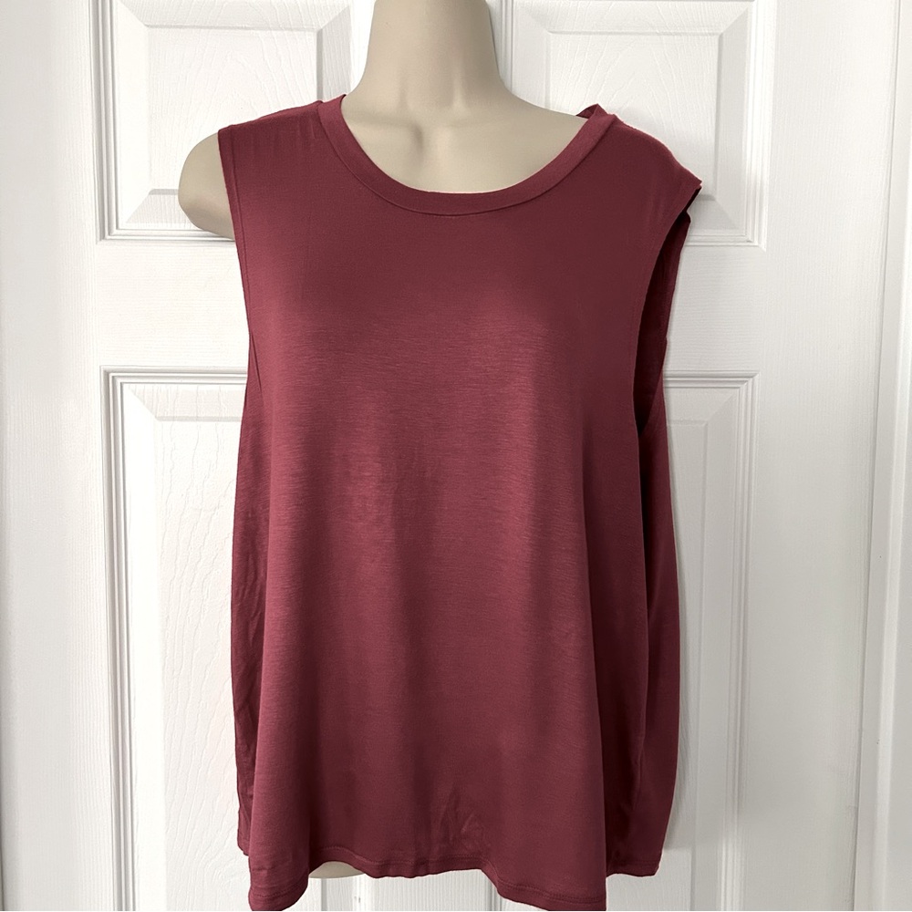 Rust Muscle Tee NWOT